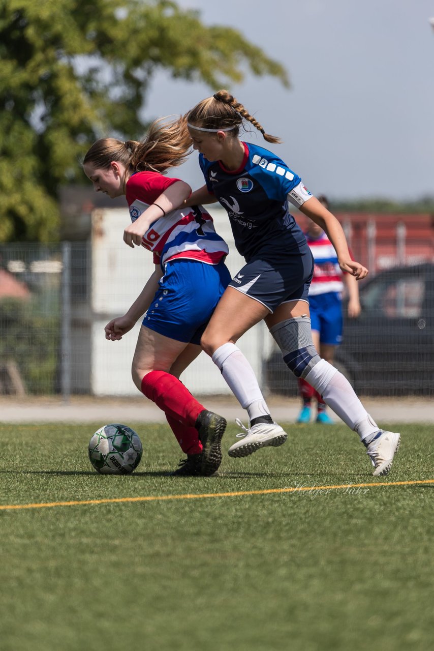 Bild 335 - wBJ Holsatia Elmshorn - VfL Pinneberg : Ergebnis: 1:4